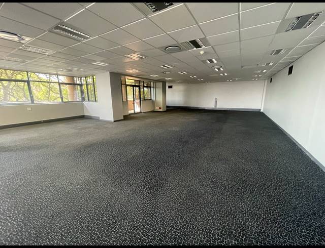 436M² OFFICE TO LET IN PARKTOWN